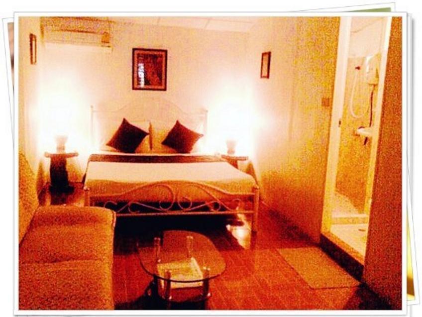 P.California Inter Hostel Nang Rong Esterno foto