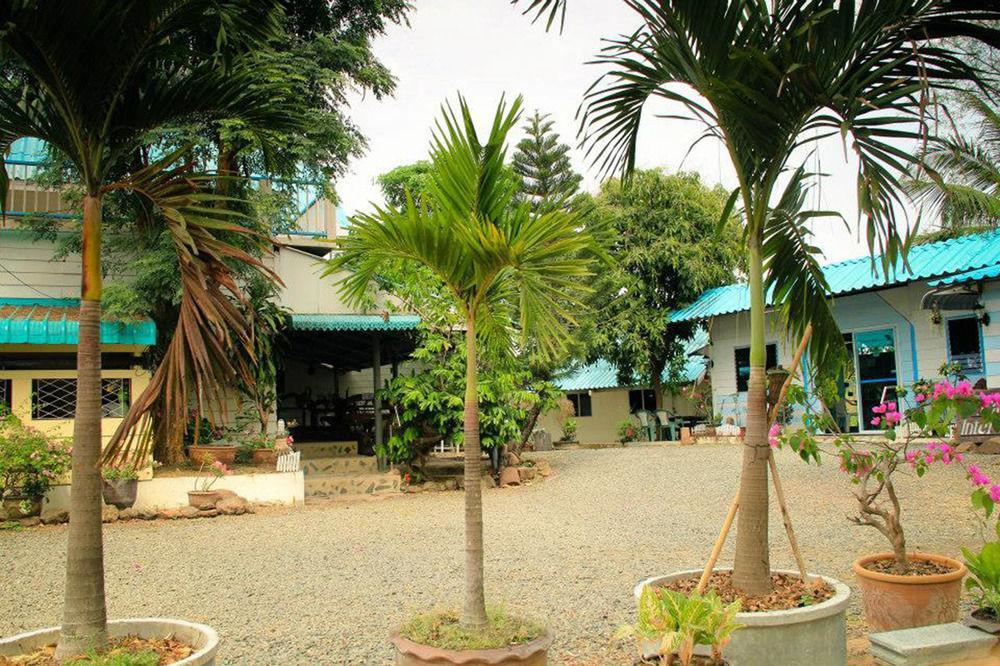P.California Inter Hostel Nang Rong Esterno foto